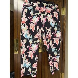 Chicos Perfect Stretch Ankle Pants Tropical Floral 2.5